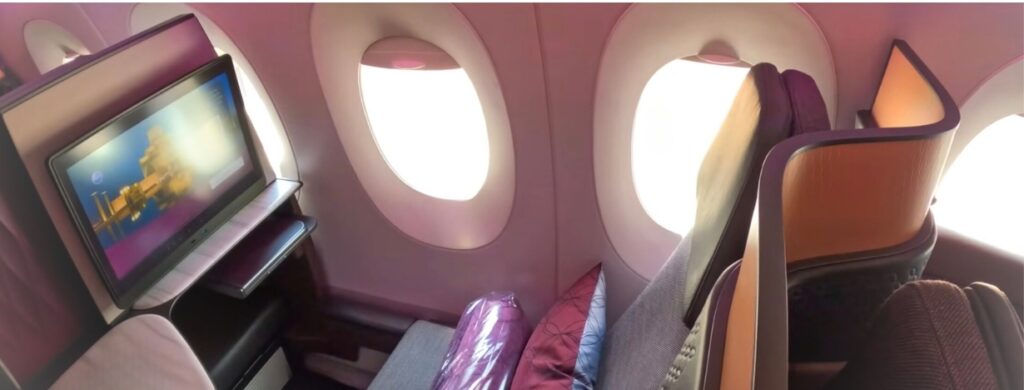 Business Class QSuite Qatar Airways A350 900