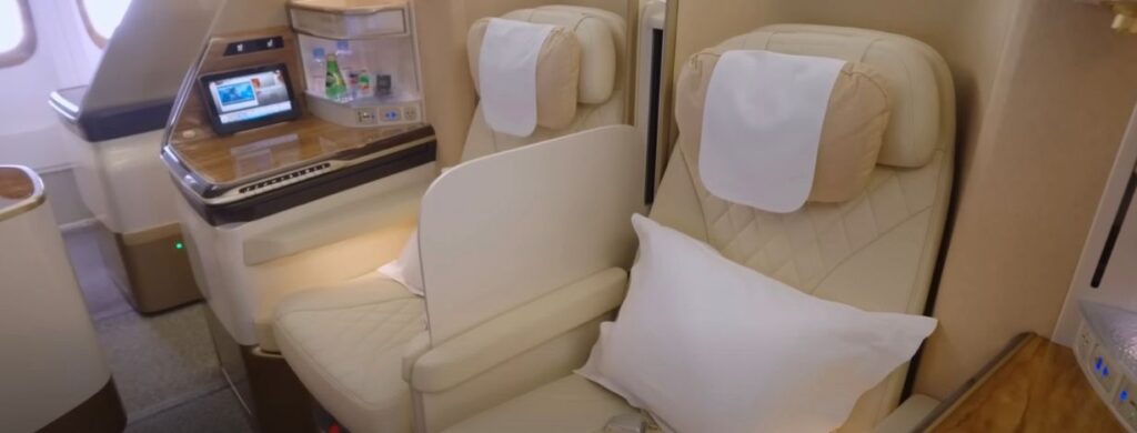 Emirates Airlines Boeing 777-300ER Seat Map