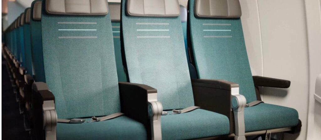 cathay pacific 777-300er seat map